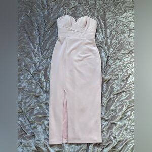 Chic Strapless Blush Dress